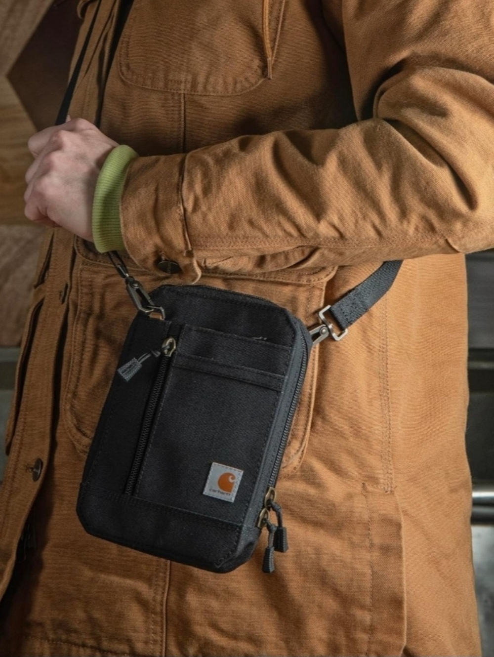 Carhartt Nylon Duck Crossbody Travel Wallet - Picture 5 of 6